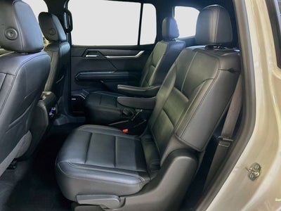 2024 GMC Acadia Elevation