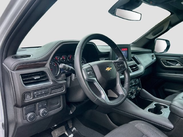 2024 Chevrolet Suburban LS