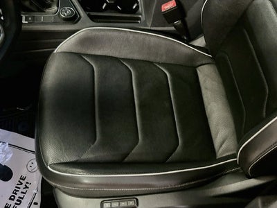 2022 Volkswagen Tiguan 2.0T SEL R-Line