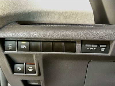 2023 Toyota Sienna XLE 8 Passenger