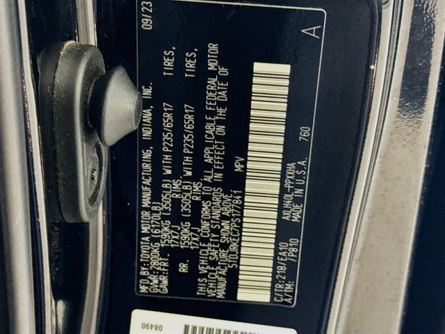 2023 Toyota Sienna XLE 8 Passenger