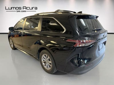 2023 Toyota Sienna XLE 8 Passenger