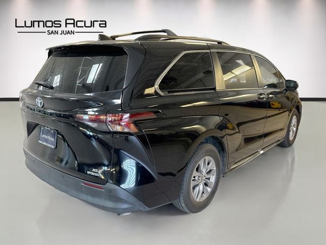 2023 Toyota Sienna XLE 8 Passenger