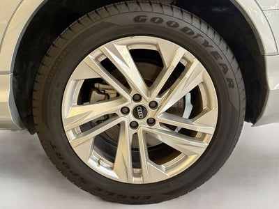 2024 Audi Q7 55 Premium Plus quattro